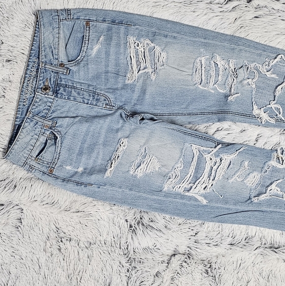 AMERICAN EAGLE | TOMGIRL DESTROYED 100% COTTON LOOSE FIT SKINNY JEANS - Picture 4 of 12